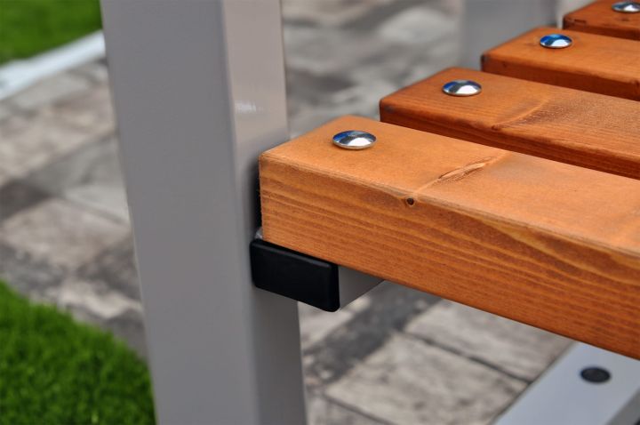 Ławka Grande z Oparciem Biały Gotowe Po Kompresji (2).jpg