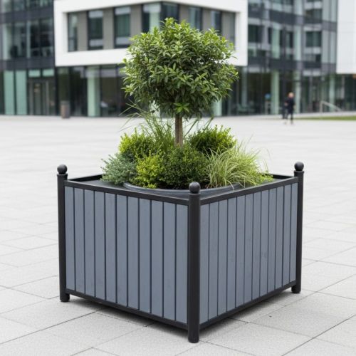 Quadratischer Gartenpflanzkübel klein 60 cm.jpg