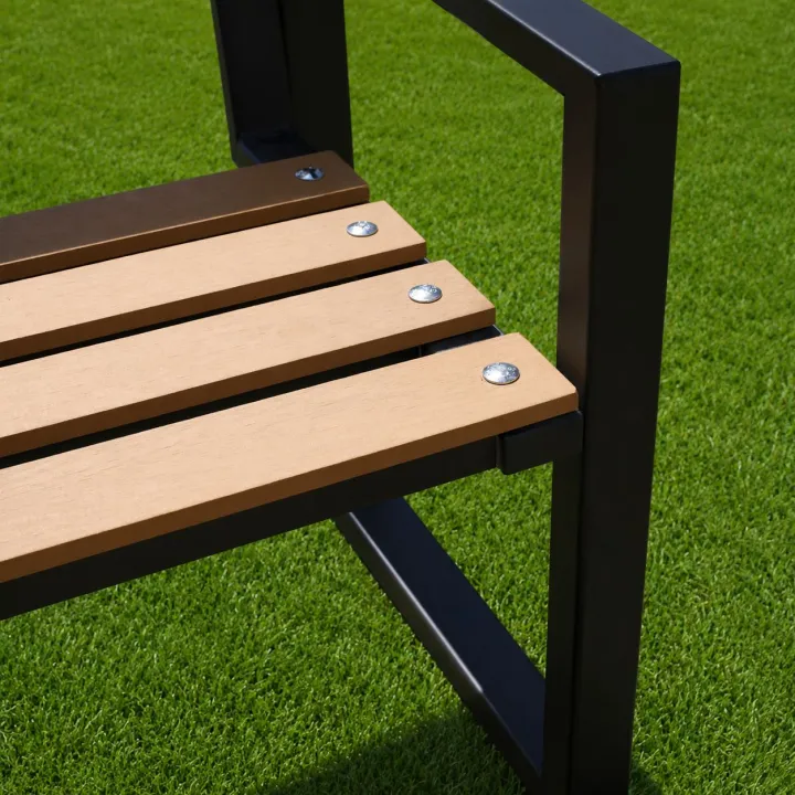 Carbone Bench.jpg