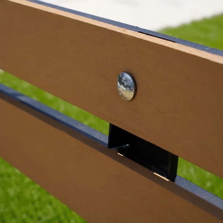 Carbone detail .jpg